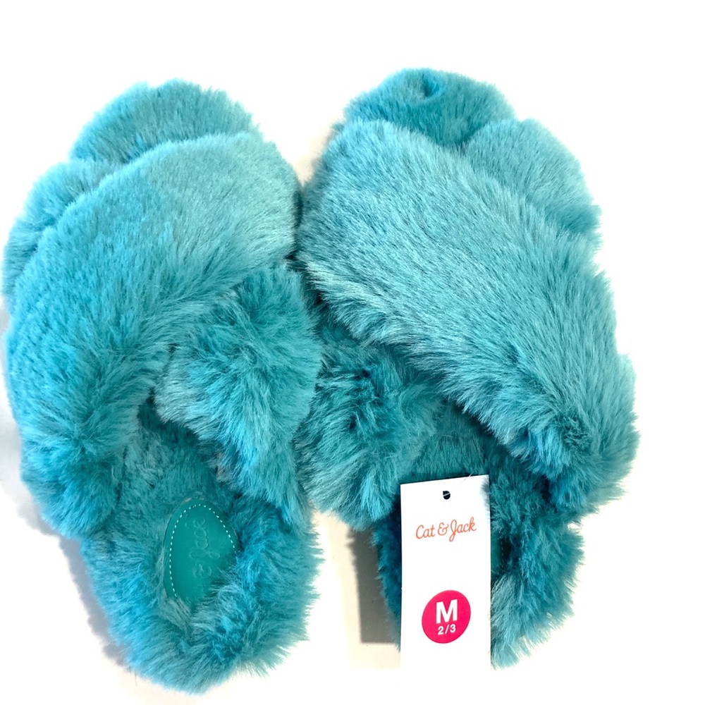 Cat & Jack Slippers